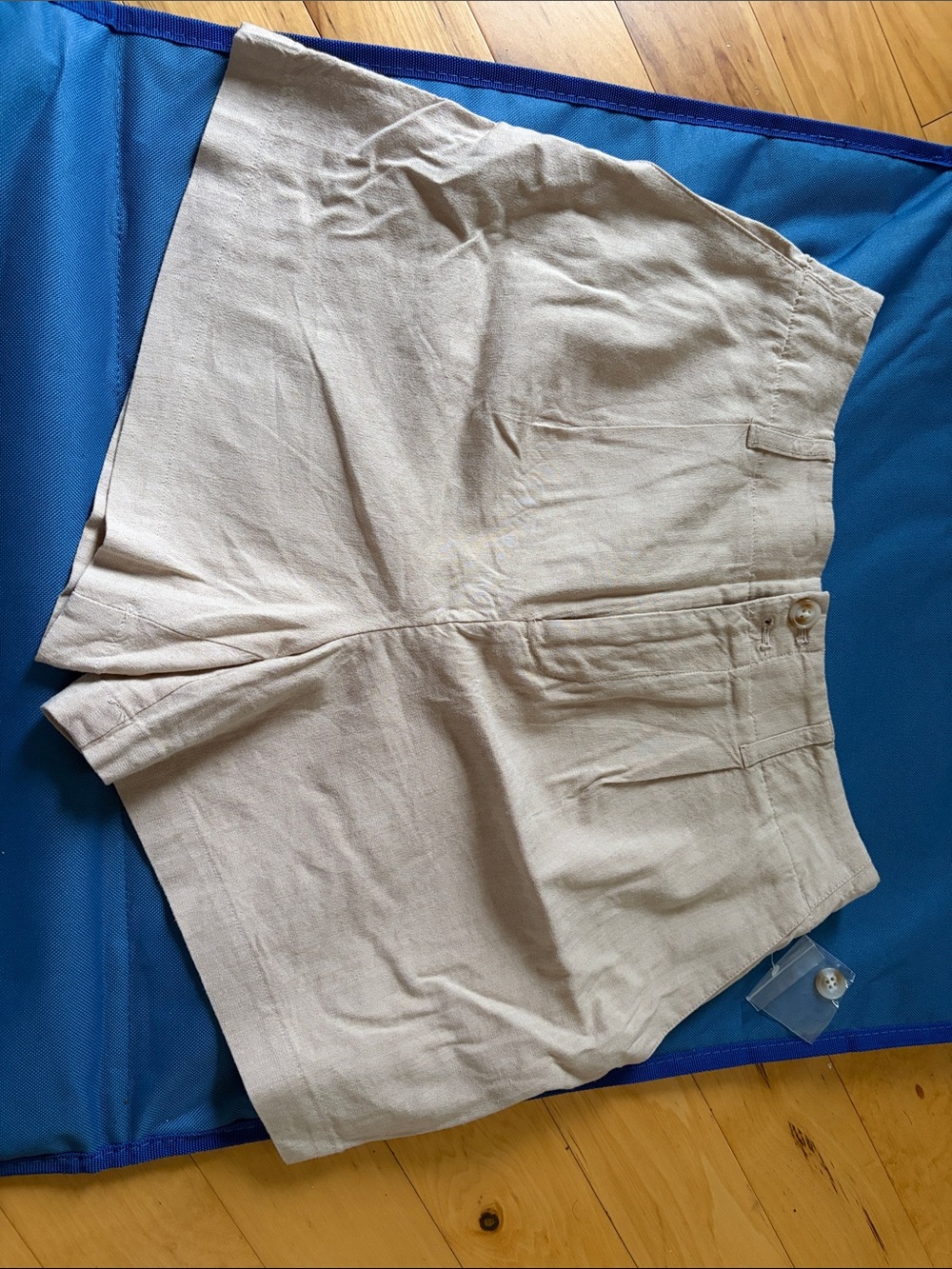 LC Lauren Conrad Cream Flat-Front Men's Shorts
